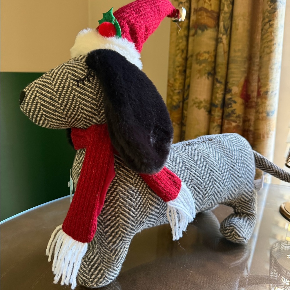 Festive Christmas Dachshund Figure